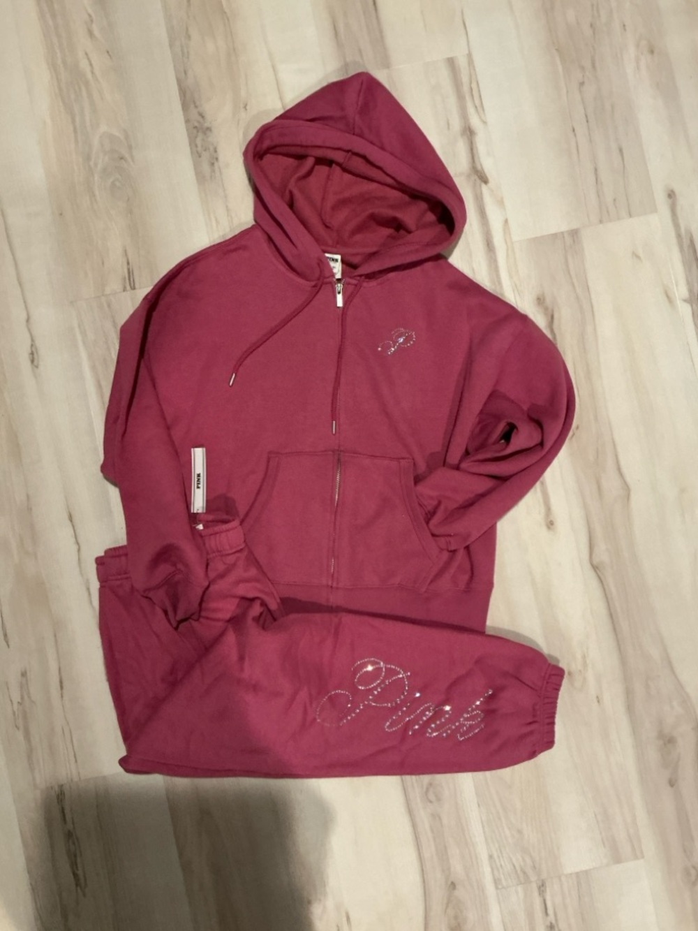 NEW VICTORIAS SECRET PINK BLING FULL ZIP HOODIE, JOGGERS & TEE SHIRT 3PC SET - Picture 5 of 6